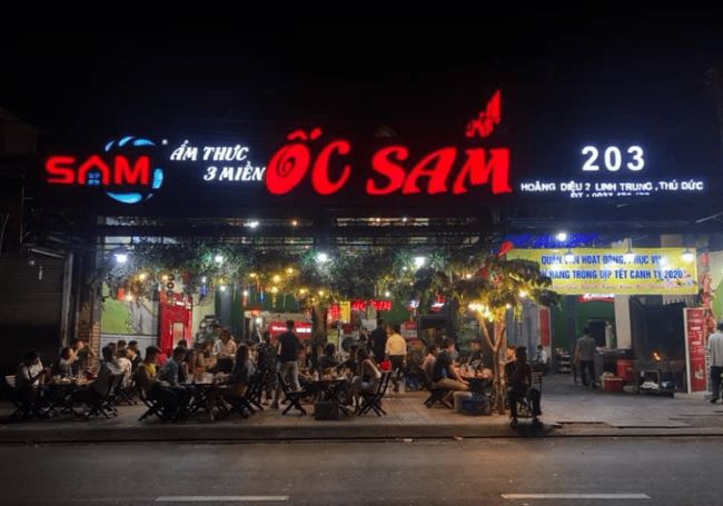 Quán ốc Sam là một địa điểm tuyệt vời để bạn trải nghiệm những bữa ăn được chế biến từ ốc | Nguồn: Quán ốc Sam