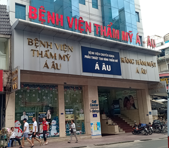 Thẩm mỹ Á - Âu