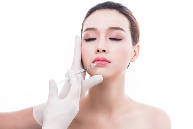 Phụng Beauty Center là một trong những địa chỉ tiêm filler môi ở TPHCM chất lượng cao, uy tín hàng đầu thành phố | Nguồn: Phụng Beauty Center