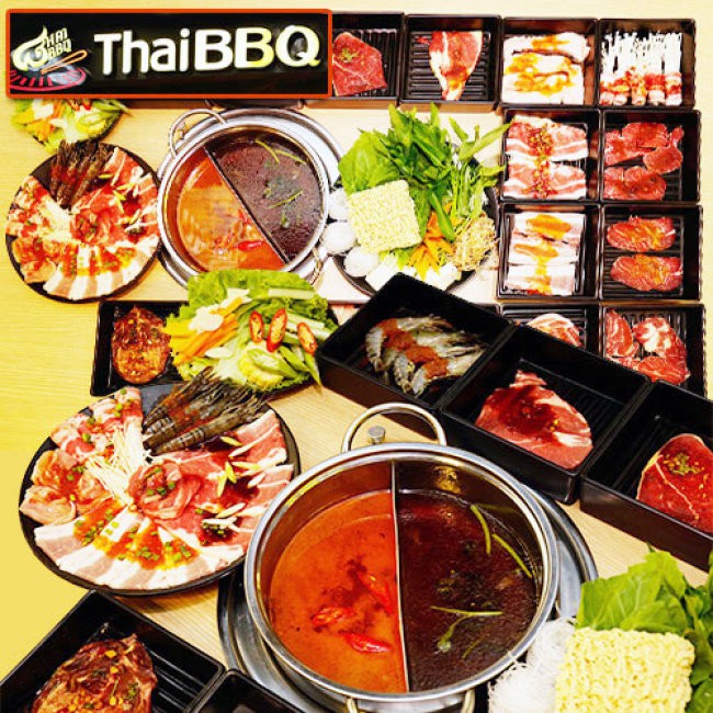 Các nhân viên của Thái BBQ Buffet đều phục vụ vui vẻ, niềm nở, là một điểm thu hút khách hàng mỗi khi ghé thăm | Nguồn: Thái BBQ Buffet 