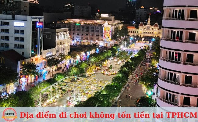 Phố đi bộ Nguyễn Huệ